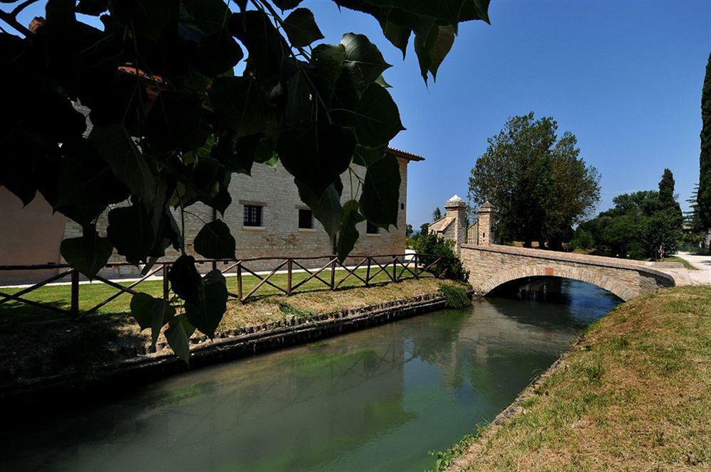 Country House Casco Dell'Acqua Trevi Bagian luar foto