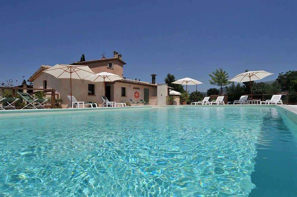 Country House Casco Dell'Acqua Trevi Bagian luar foto